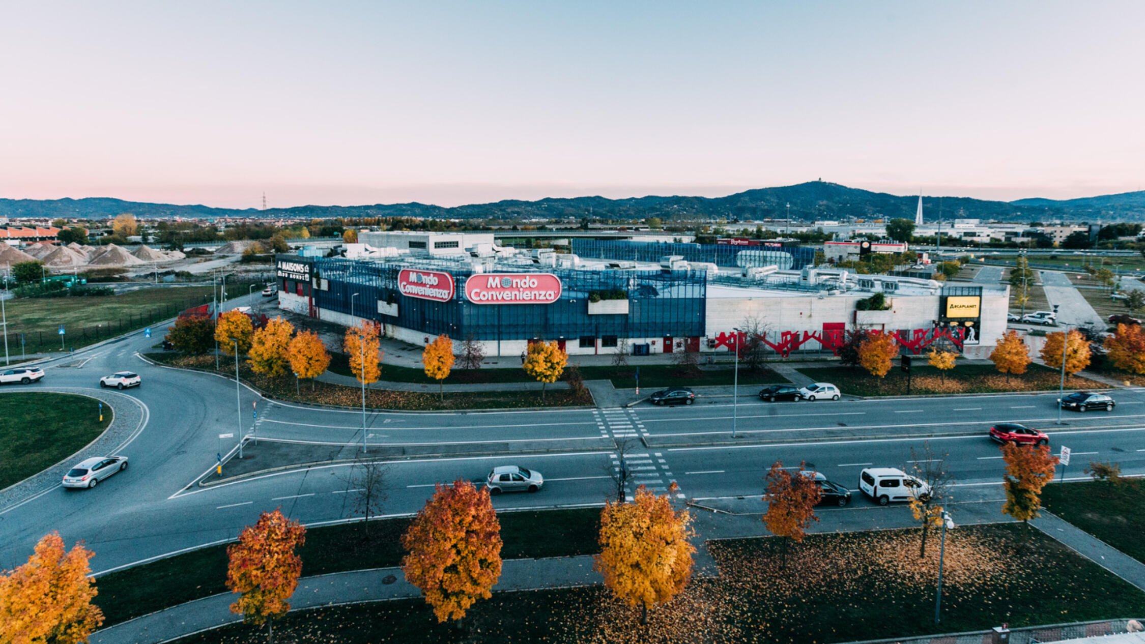 Aerial view of Settimo Cielo at dusk