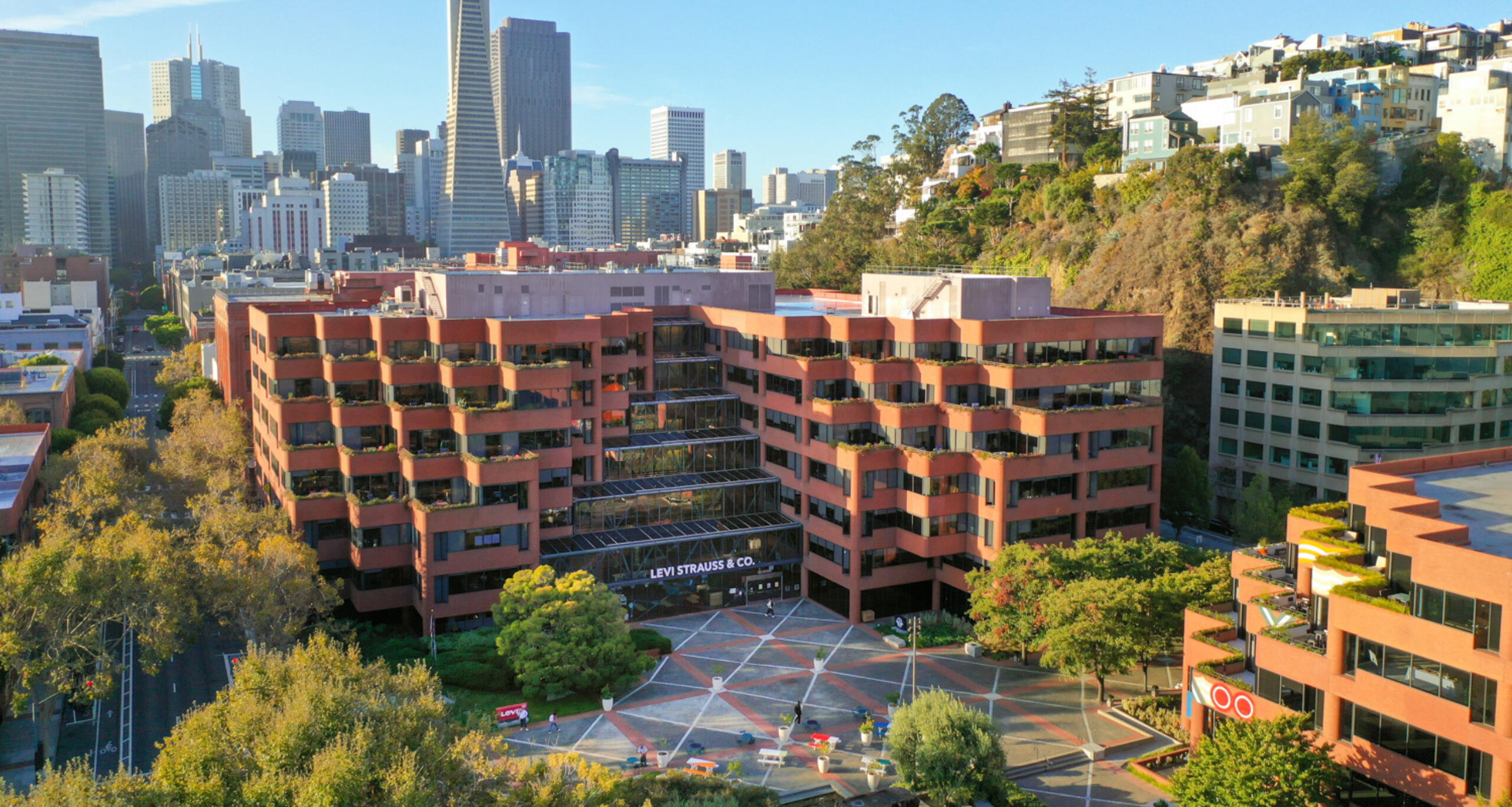Levis plaza 20221205