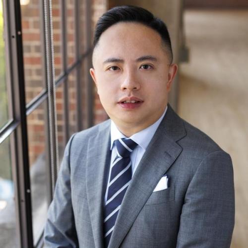 Alex Lee headshot
