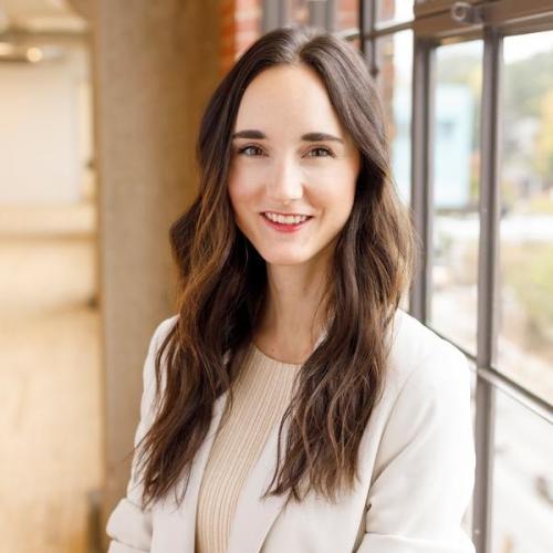 Lauren Ness headshot