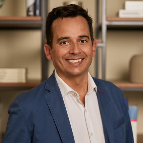 Raul Perdigão headshot