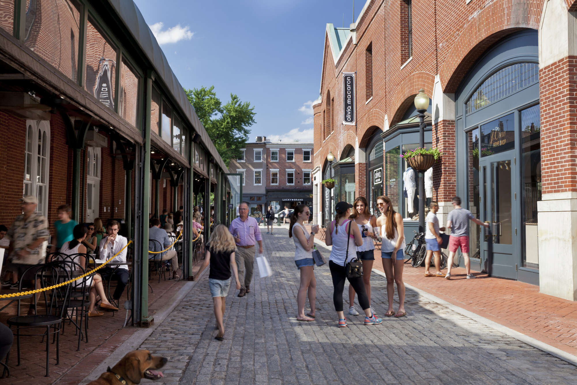Georgetown Park pedestrian street lined by shops and restaurants